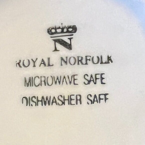 Vintage ROYAL NORFOLK Hand Painted Flowers and  Fresh Fruit Stoneware Mug - Picture 7 of 7